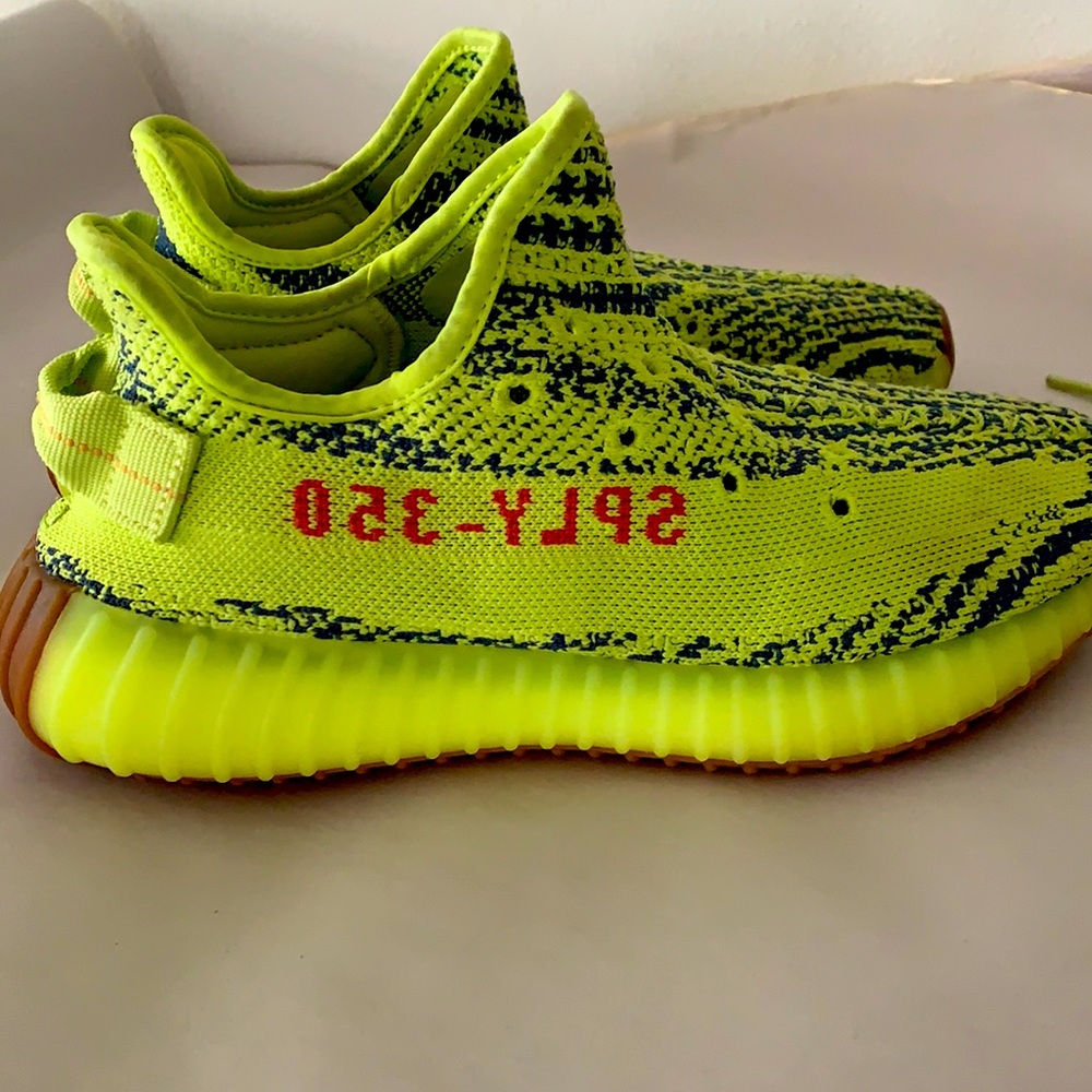 Size 5.5-adidas Yeezy boost 350 Semi frozen 2017
